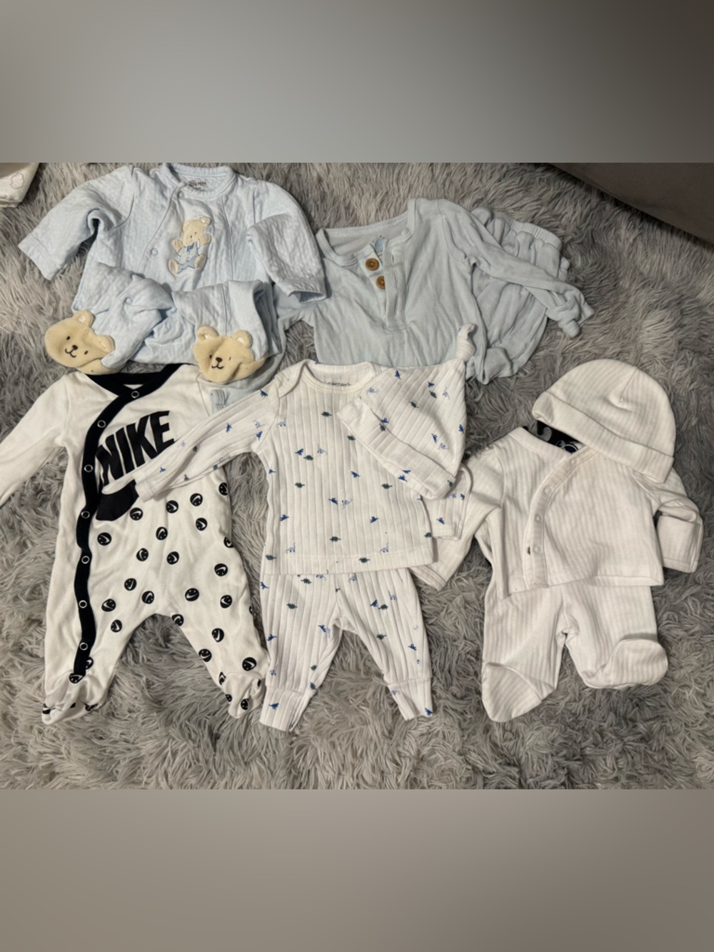 BUNDLE: Newborn Clothes Bundle (Boy / Unisex)